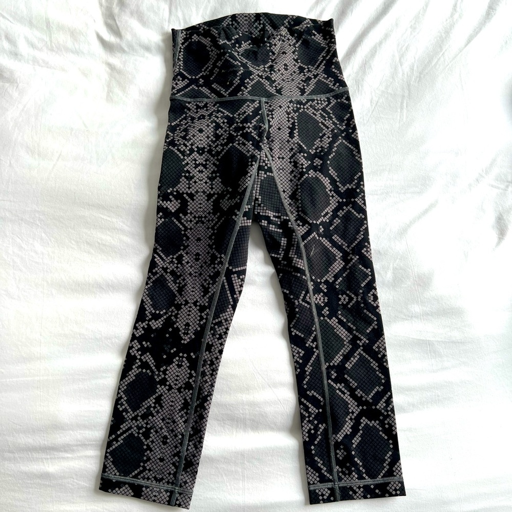 Lululemon High-Rise Crop 23” Leggings